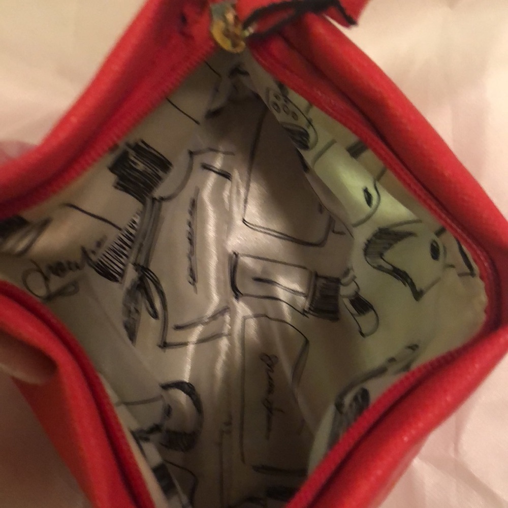 Small Red Handbag - Picture 2 of 6